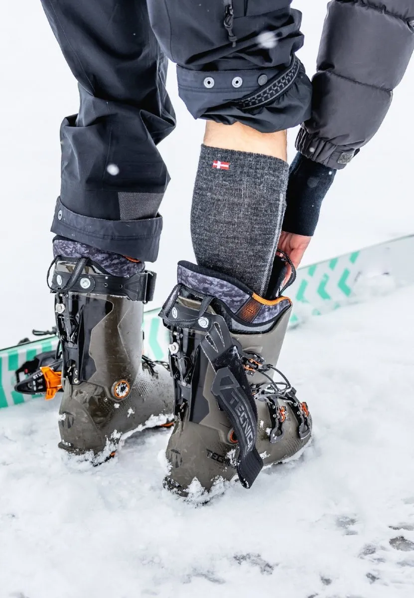 ALPINE PERFORMANCE SKI SOCKS