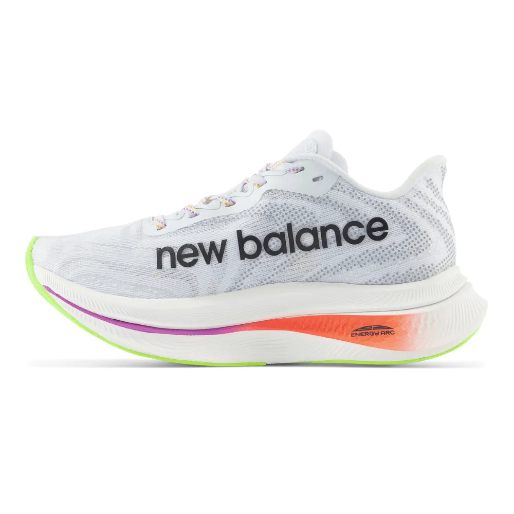 New Balance Women's FuelCell SuperComp Trainer v2